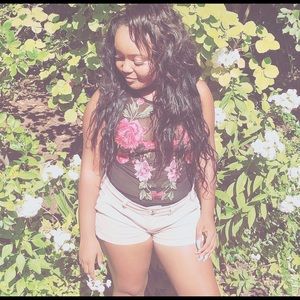 Floral body suit 🌺🌸🌼